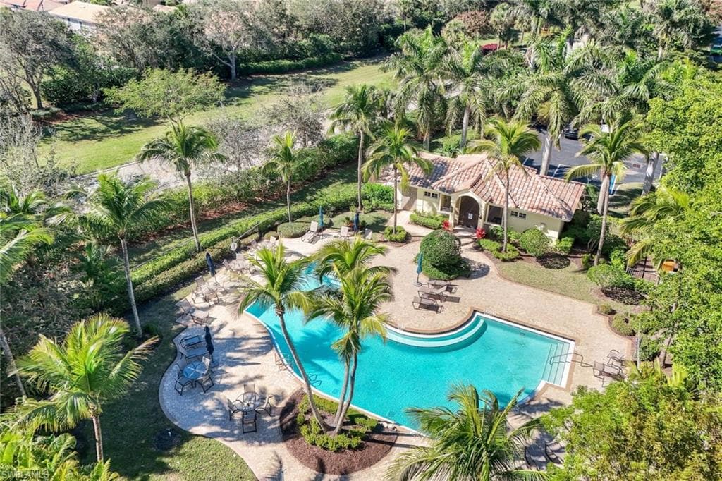 3755 Montreux Ln 204, Naples, FL 34114-32