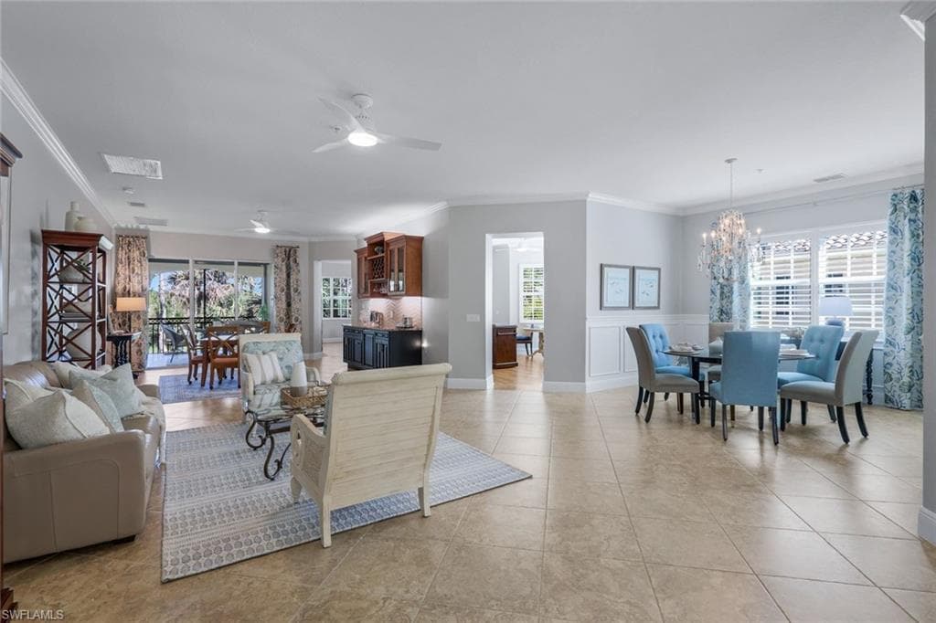 3755 Montreux Ln 204, Naples, FL 34114-6