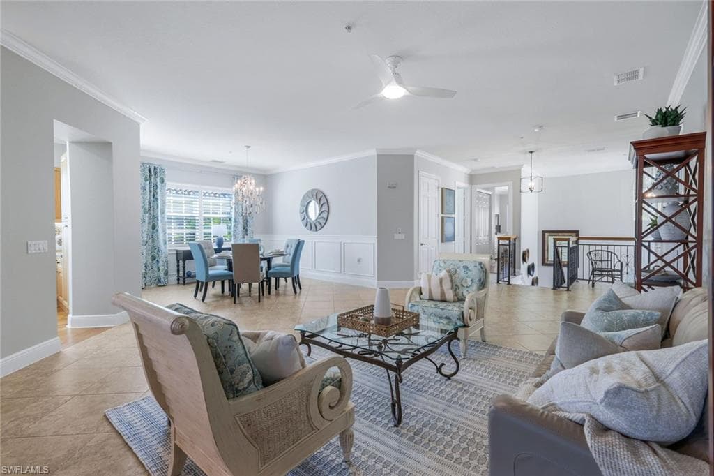 3755 Montreux Ln 204, Naples, FL 34114-7