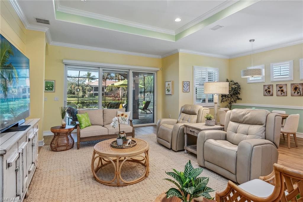 9261 Campanile Cir, Naples, FL 34114-24