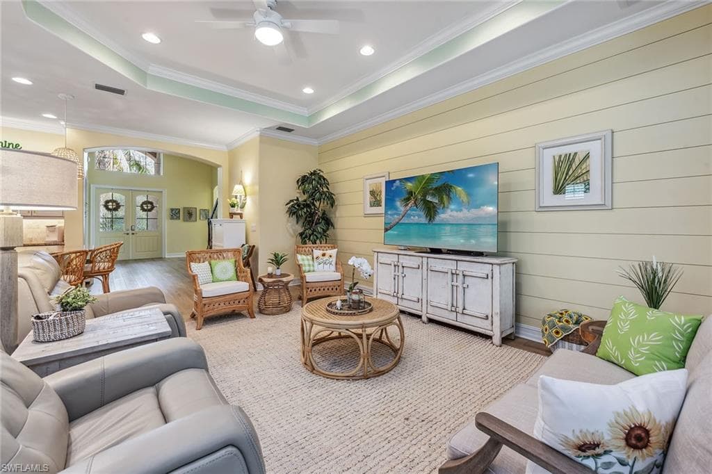 9261 Campanile Cir, Naples, FL 34114-25