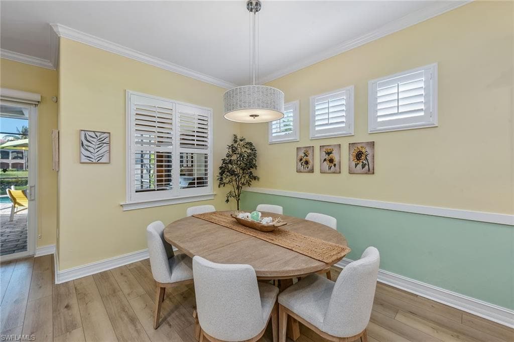 9261 Campanile Cir, Naples, FL 34114-8