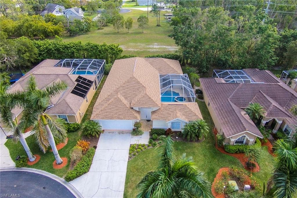 1435 Vintage Ln, Naples, FL 34104-3