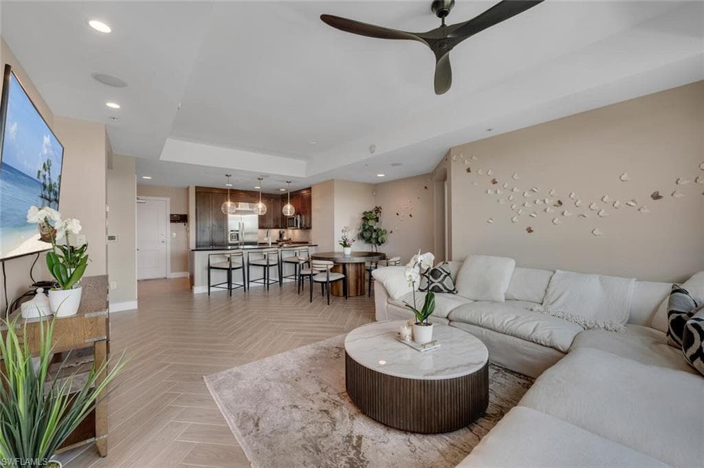 9115 Strada Pl 5311, Naples, FL 34108-4