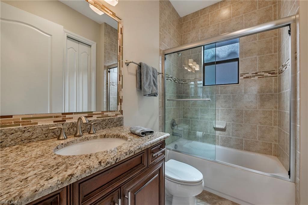 582 110th Ave N, Naples, FL 34108-25