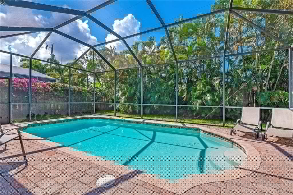 582 110th Ave N, Naples, FL 34108-29