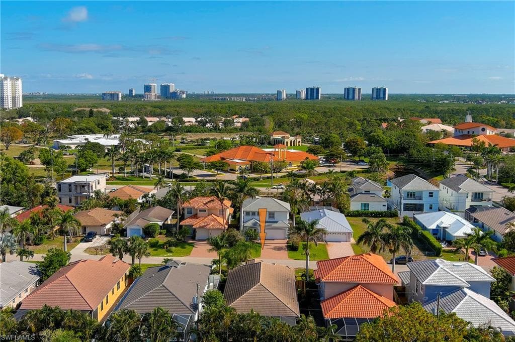 582 110th Ave N, Naples, FL 34108-40