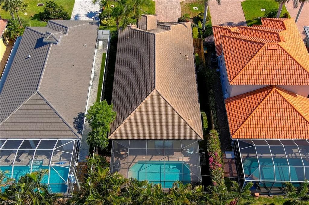 582 110th Ave N, Naples, FL 34108-41