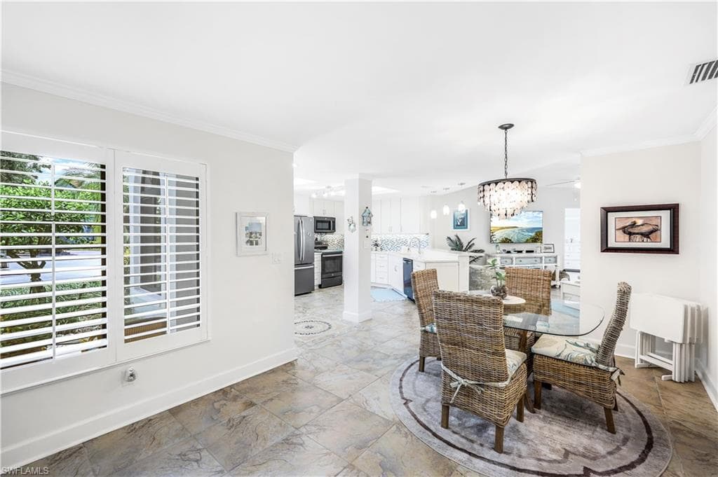 2249 Anchorage Ln A, Naples, FL 34104-18