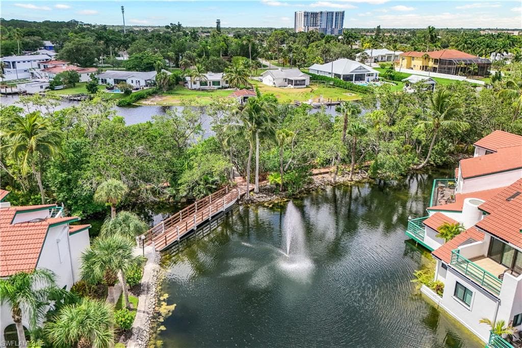 2249 Anchorage Ln A, Naples, FL 34104-32
