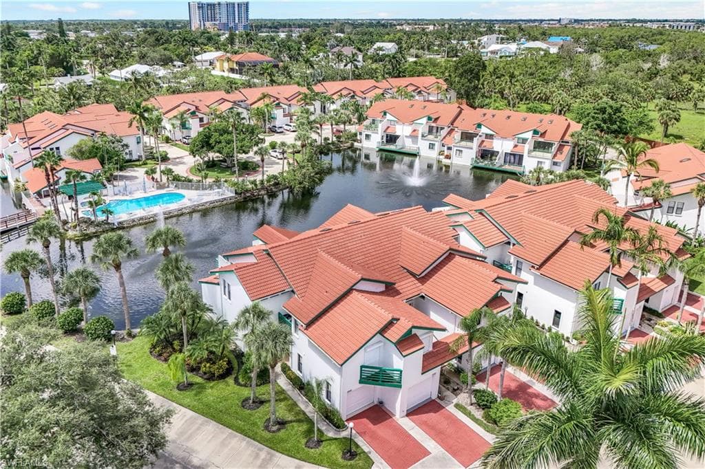 2249 Anchorage Ln A, Naples, FL 34104-36