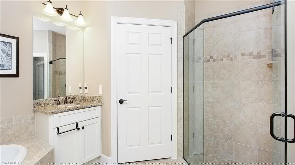 12045 Covent Garden Ct 2104, Naples, FL 34120-15