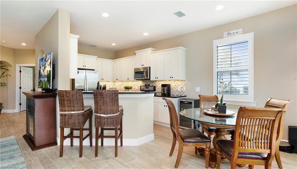 12045 Covent Garden Ct 2104, Naples, FL 34120-8