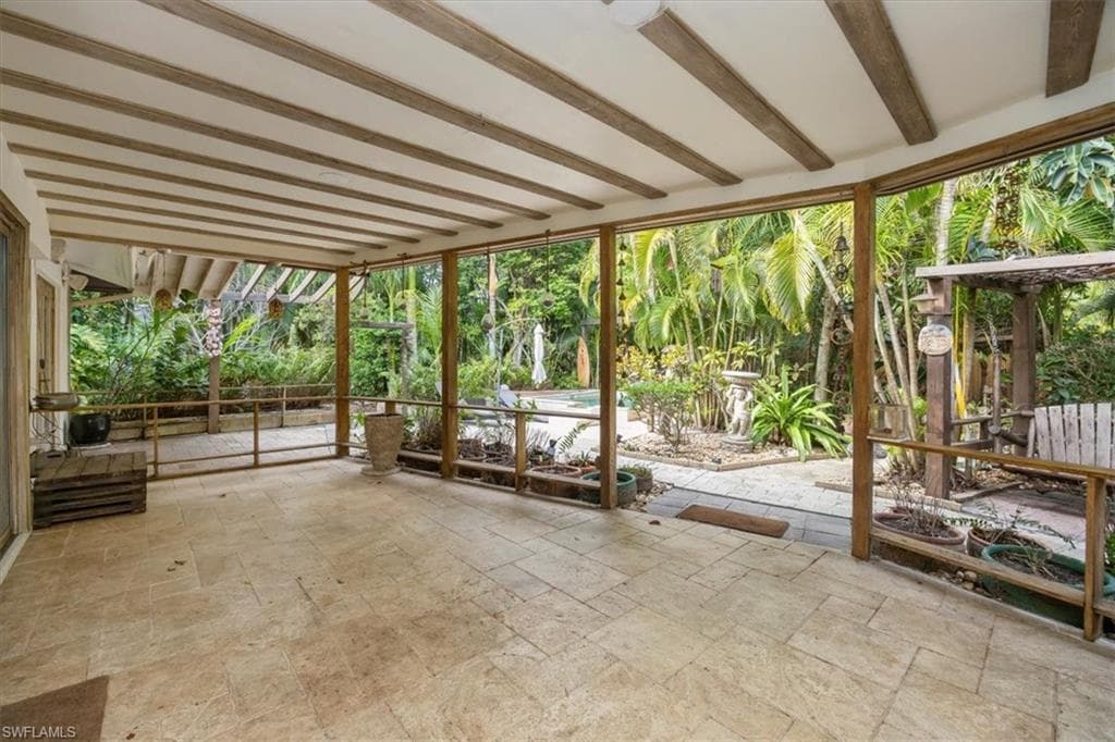 699 Binnacle Dr, Naples, FL 34103-21