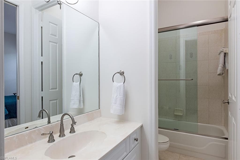 775 3rd St NW, Naples, FL 34120-15