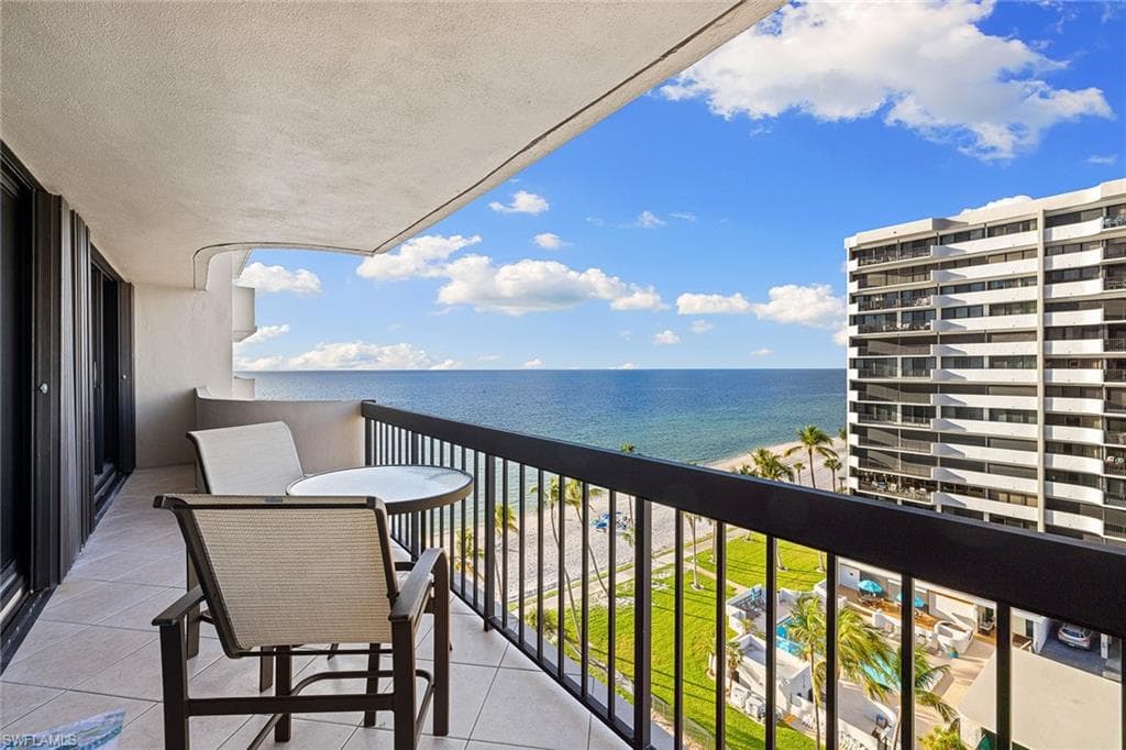 4001 Gulf Shore Blvd N 904, Naples, FL 34103-30