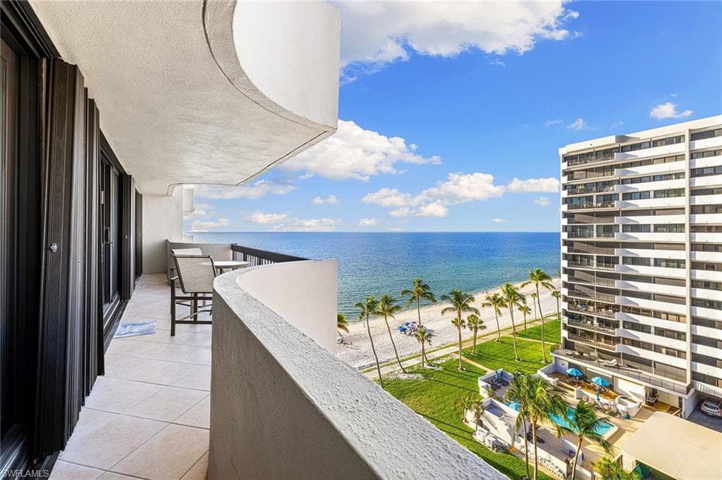 4001 Gulf Shore Blvd N 904, Naples, FL 34103-32