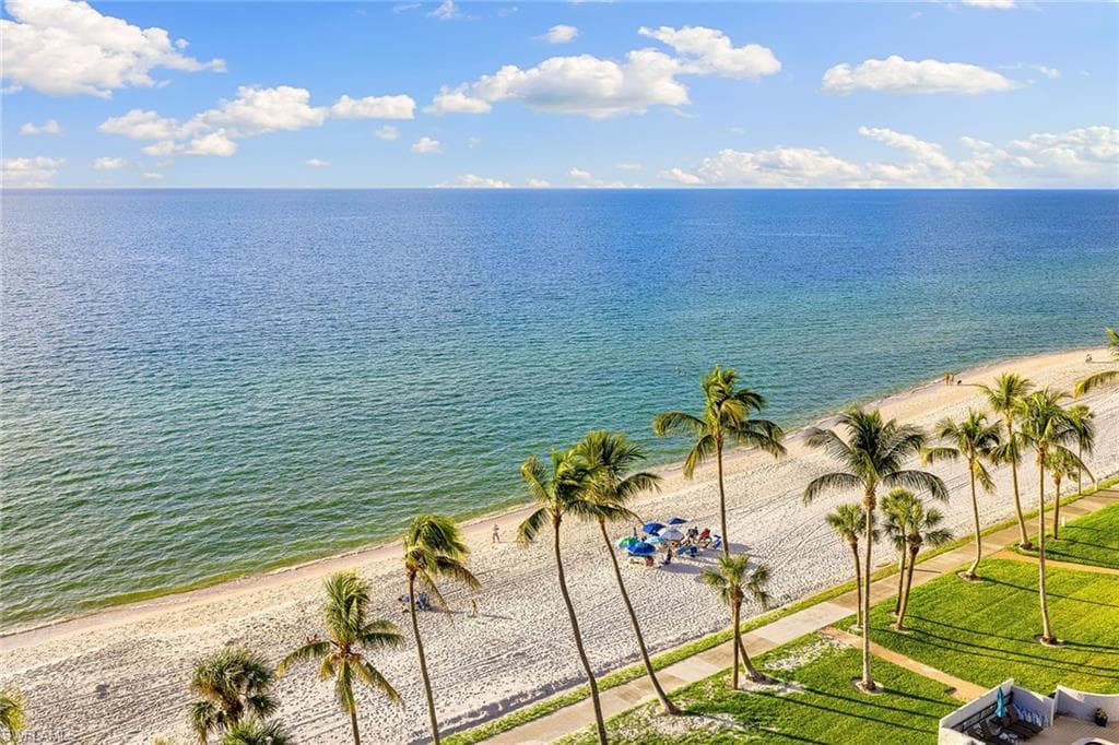 4001 Gulf Shore Blvd N 904, Naples, FL 34103-36