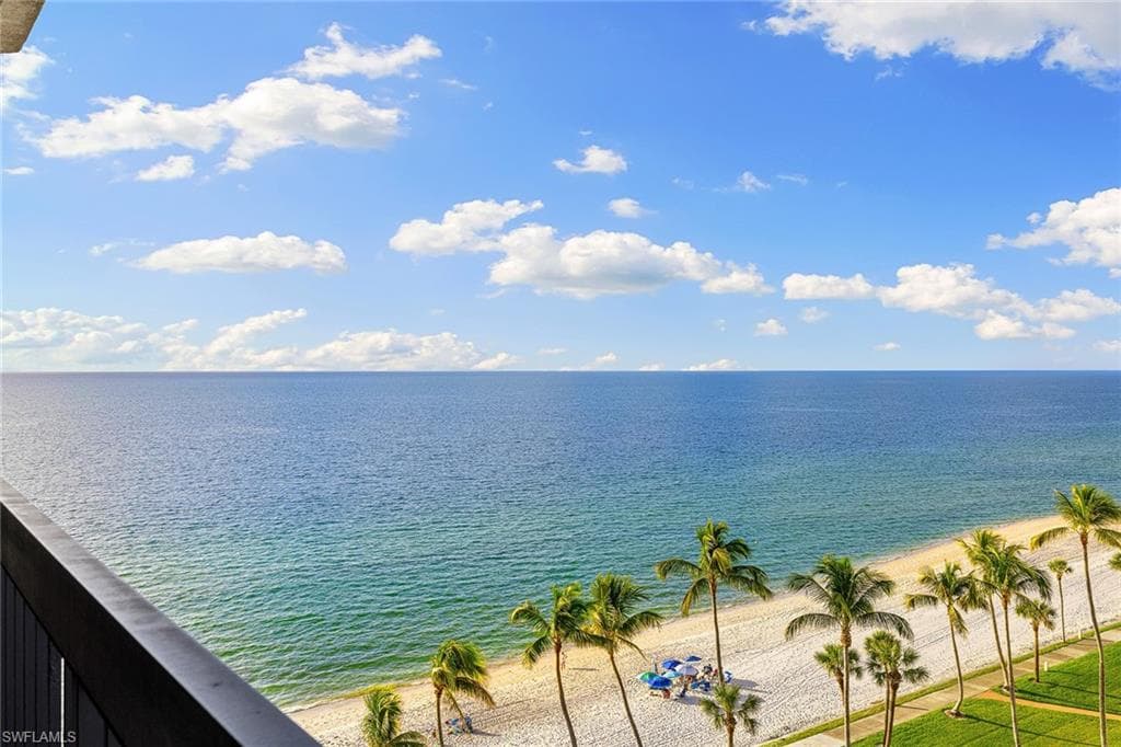 4001 Gulf Shore Blvd N 904, Naples, FL 34103-3
