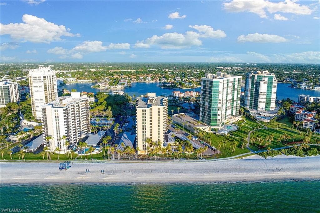 4001 Gulf Shore Blvd N 904, Naples, FL 34103-43