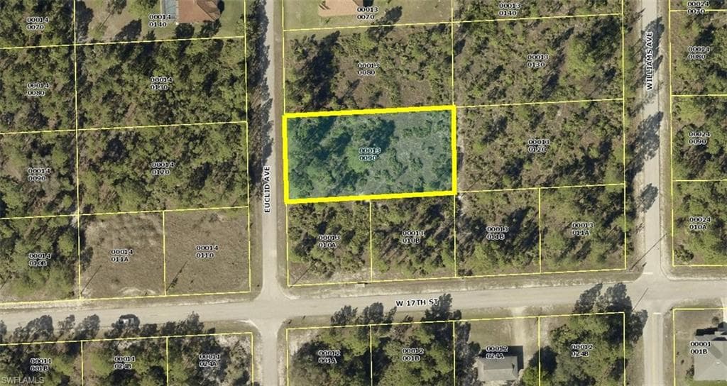 1702 Euclid Ave, Lehigh Acres, FL 33972-3