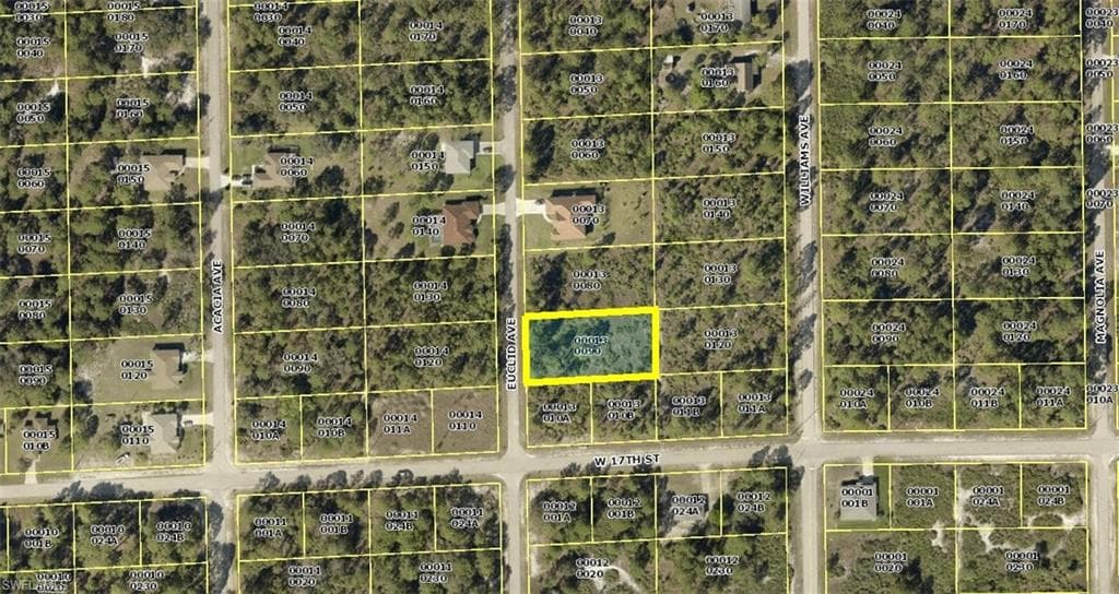 1702 Euclid Ave, Lehigh Acres, FL 33972-6