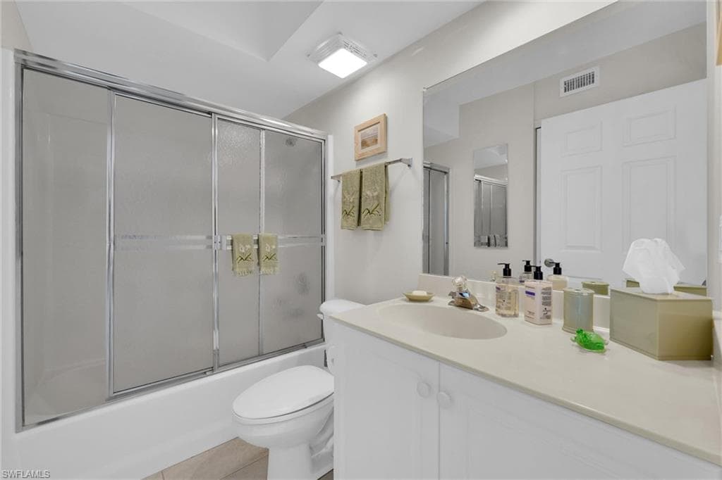 15505 Cedarwood Ln 10-201, Naples, FL 34110-22