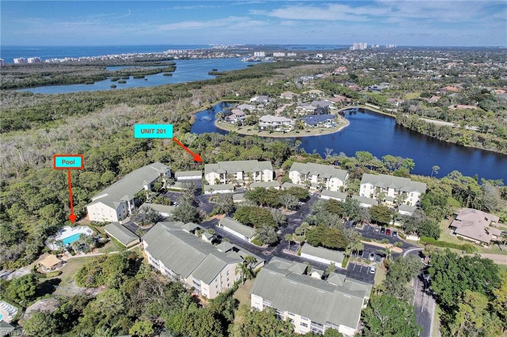 15505 Cedarwood Ln 10-201, Naples, FL 34110-34