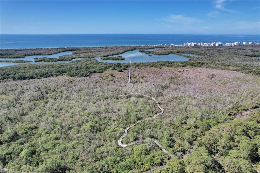 15505 Cedarwood Ln 10-201, Naples, FL 34110-35