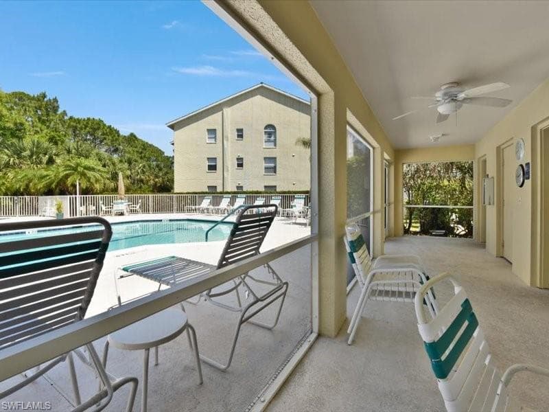 15505 Cedarwood Ln 10-201, Naples, FL 34110-41