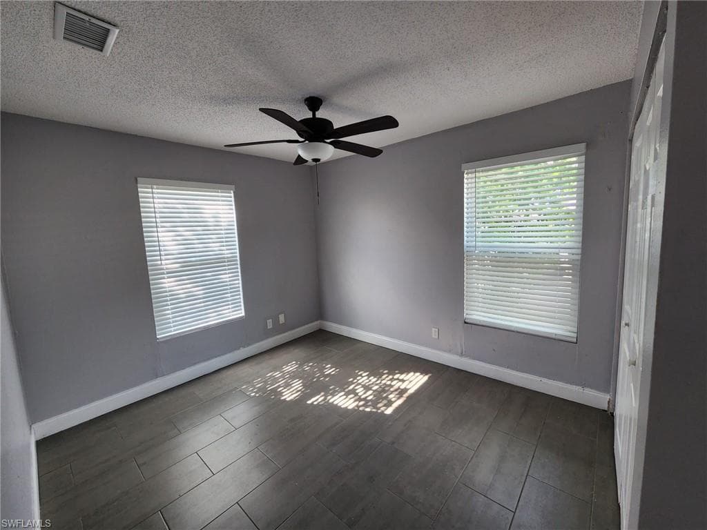 1044 Ridgeway Dr, North Fort Myers, FL 33903-11