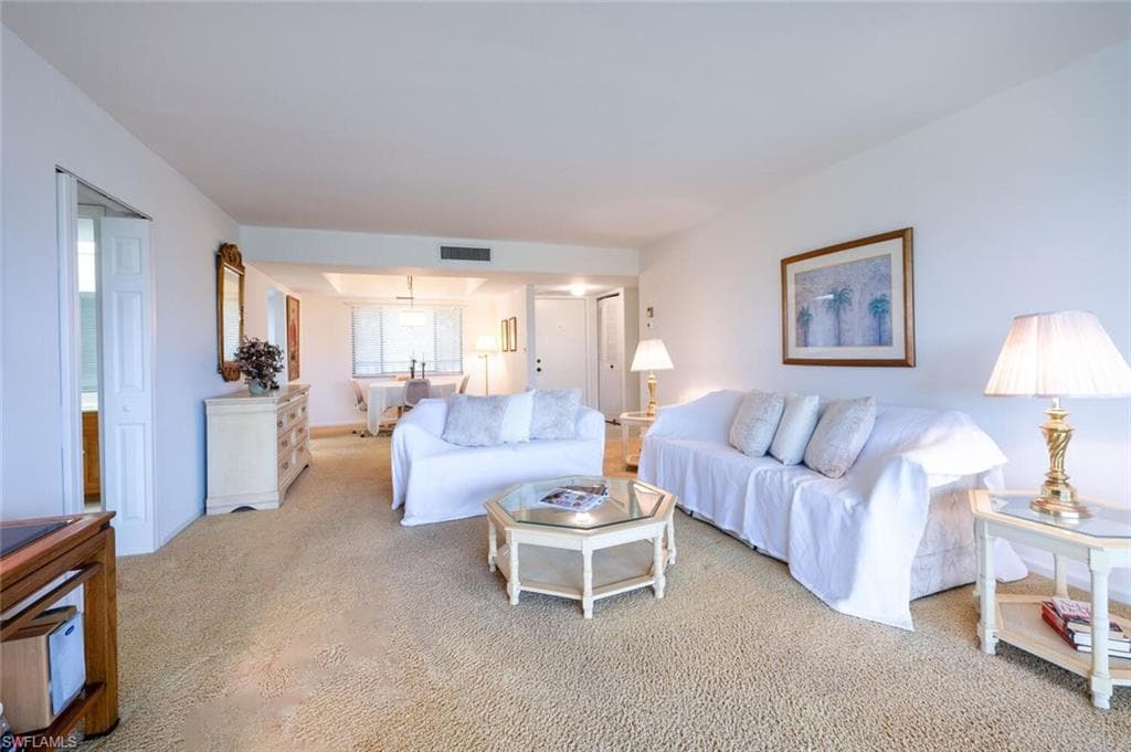 415 Augusta Blvd 311, Naples, FL 34113-9