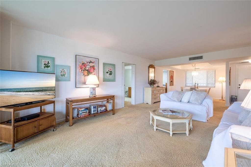 415 Augusta Blvd 311, Naples, FL 34113-8