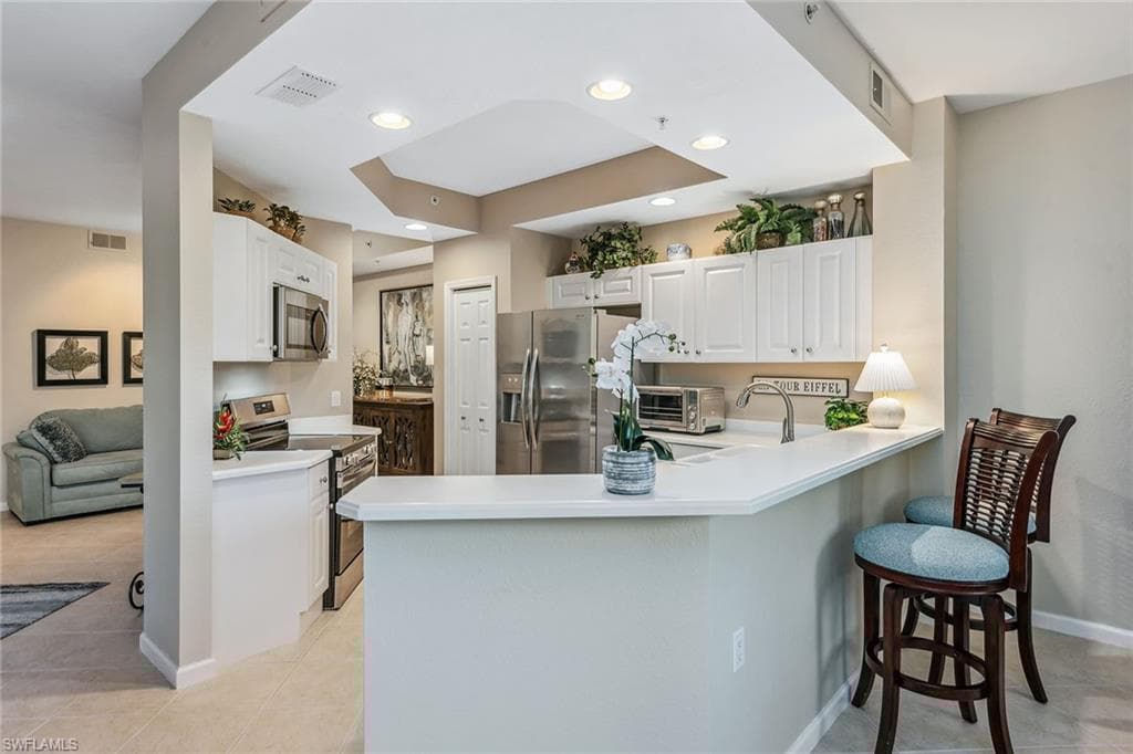 8375 Whisper Trace Ln 104, Naples, FL 34114-9