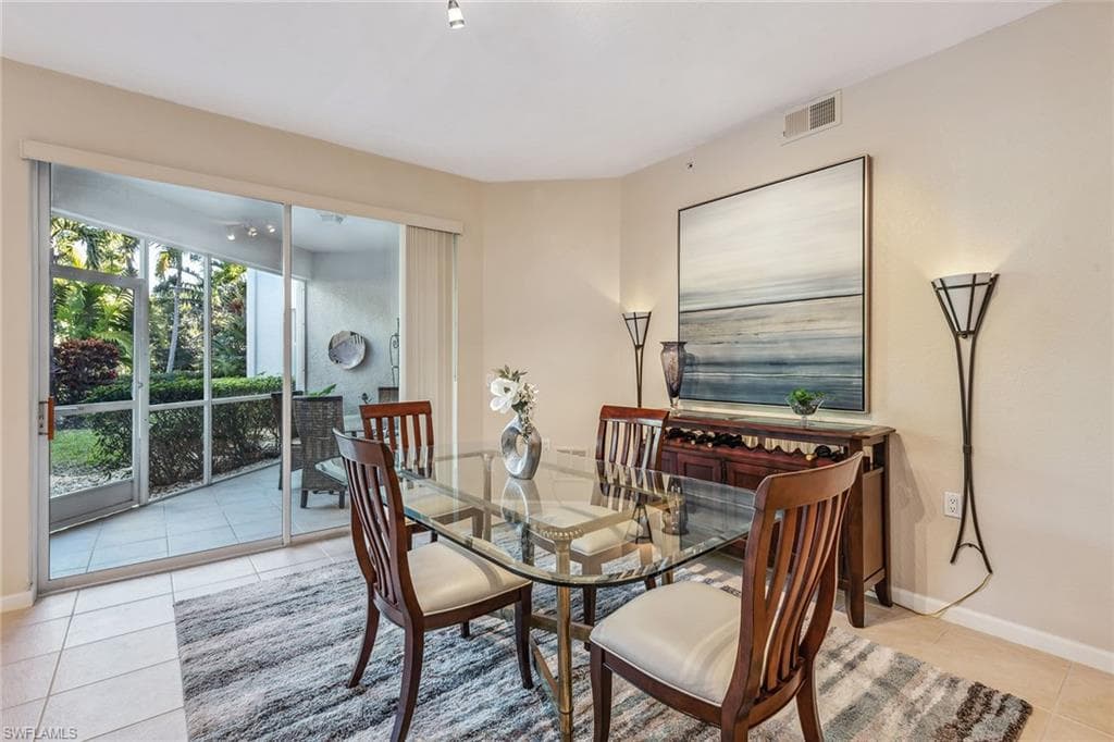 8375 Whisper Trace Ln 104, Naples, FL 34114-10