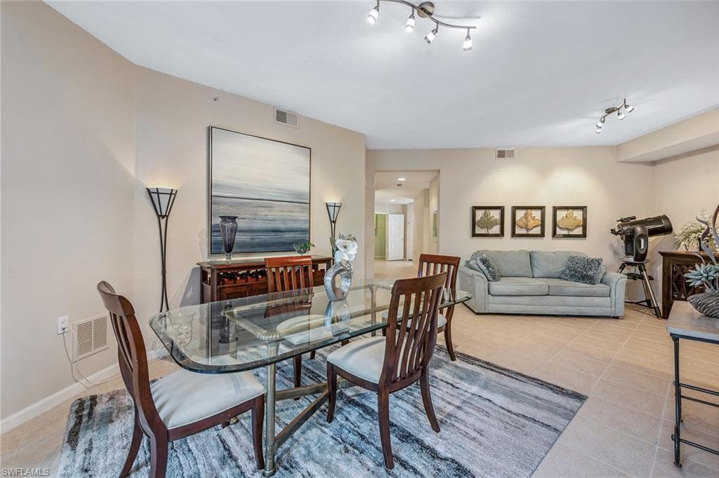 8375 Whisper Trace Ln 104, Naples, FL 34114-12