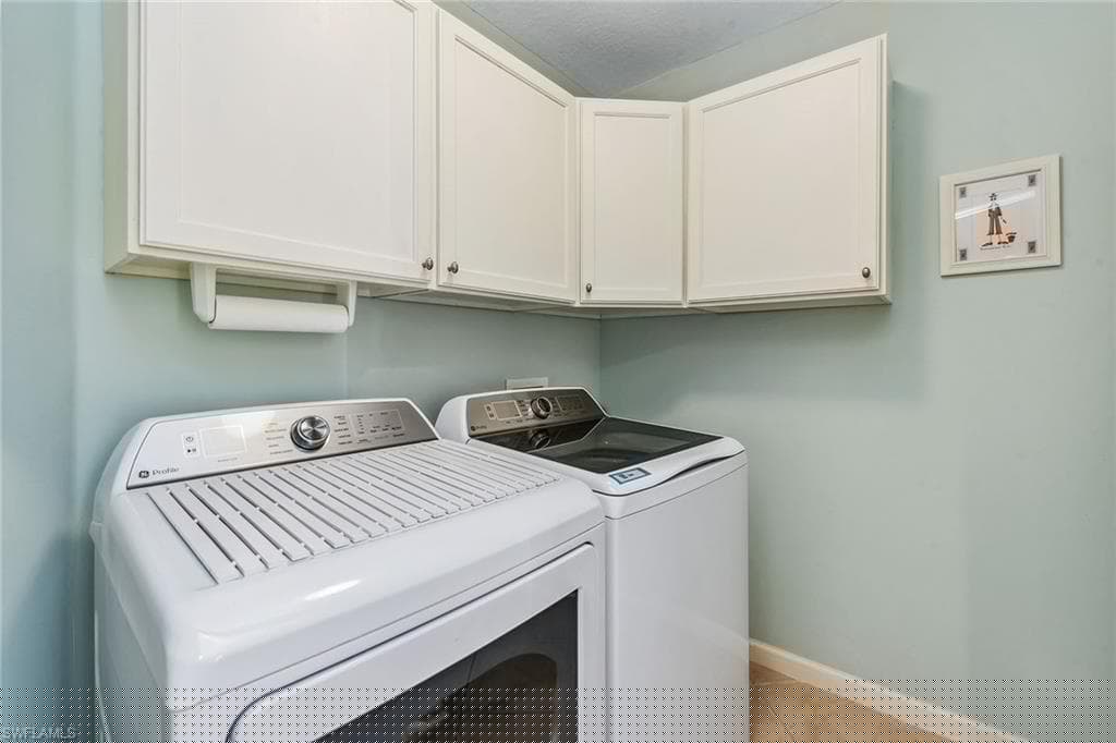 8375 Whisper Trace Ln 104, Naples, FL 34114-20