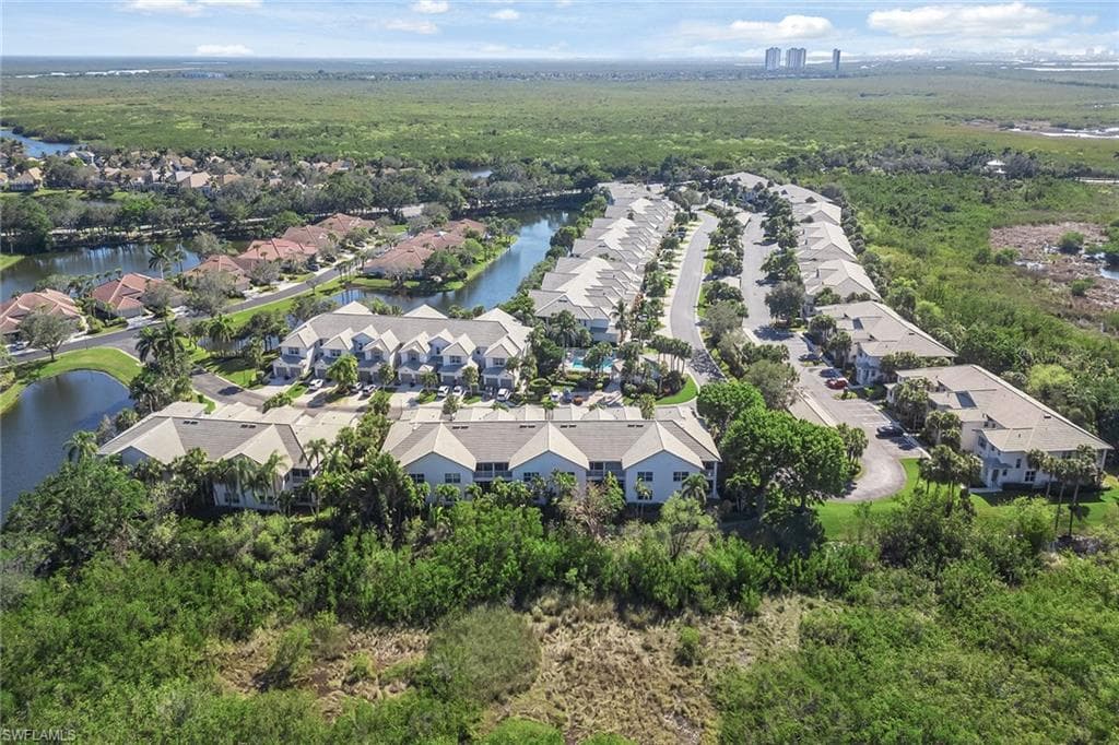 8375 Whisper Trace Ln 104, Naples, FL 34114-28