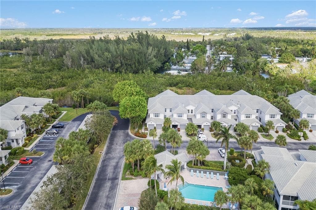 8375 Whisper Trace Ln 104, Naples, FL 34114-31