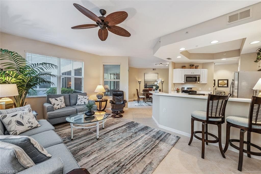 8375 Whisper Trace Ln 104, Naples, FL 34114-5