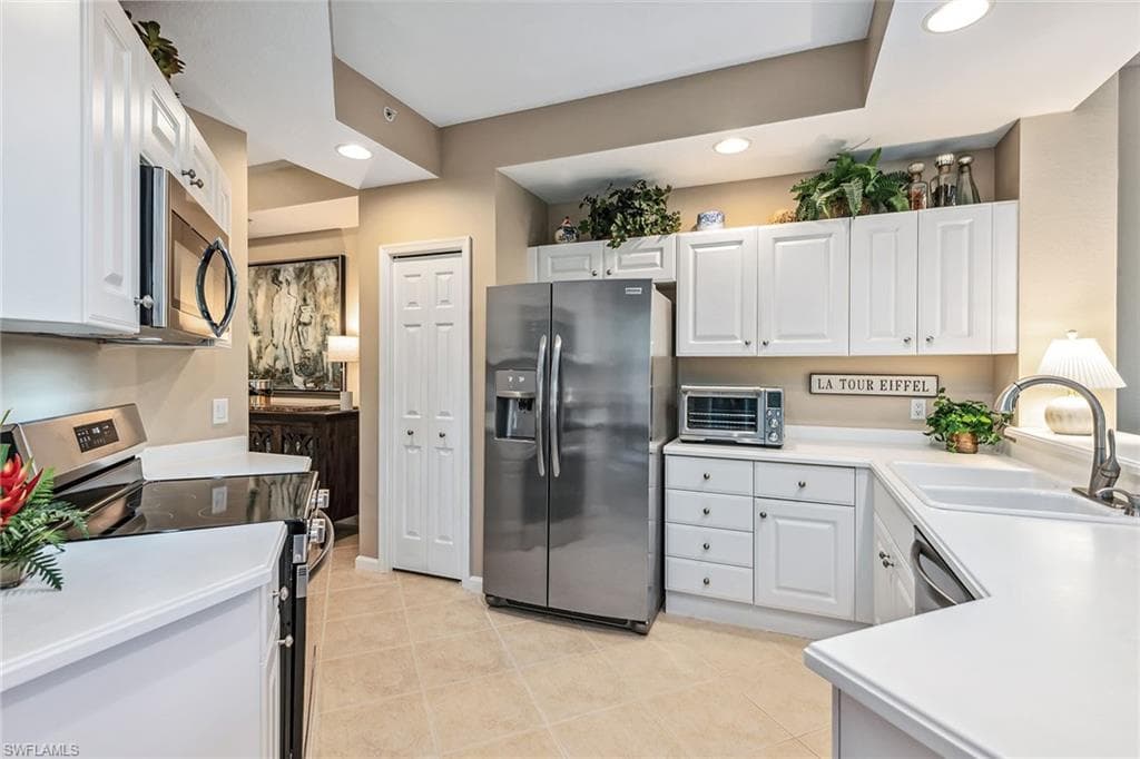 8375 Whisper Trace Ln 104, Naples, FL 34114-7