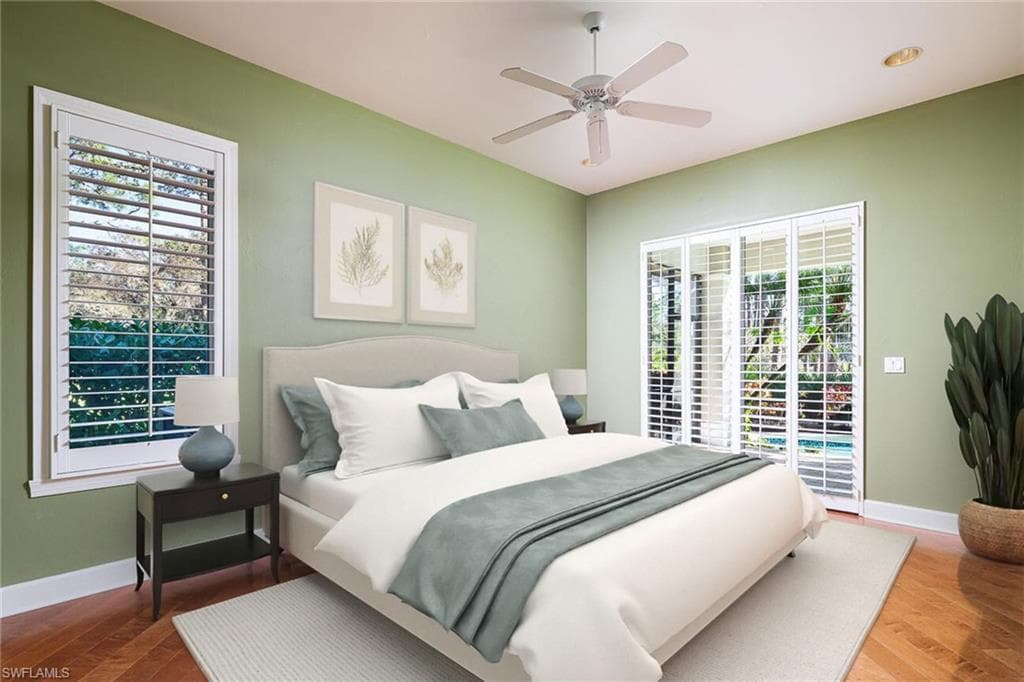 896 Barcarmil Way, Naples, FL 34110-22