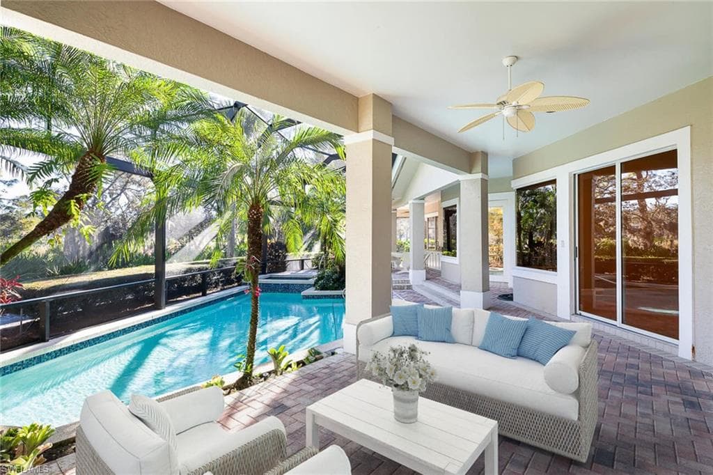896 Barcarmil Way, Naples, FL 34110-25