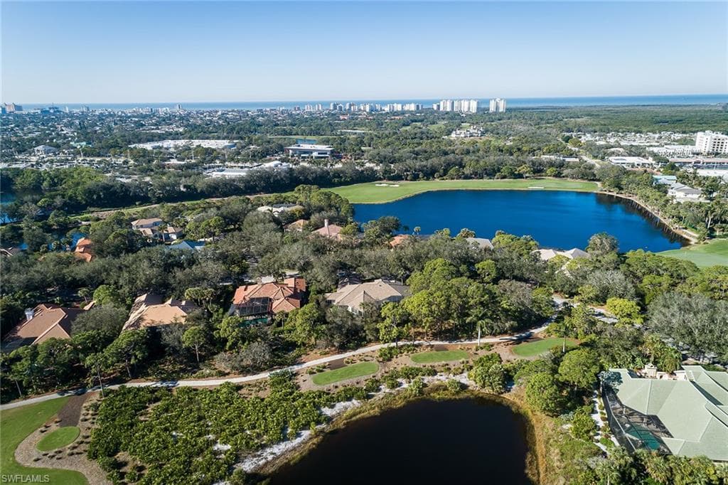 896 Barcarmil Way, Naples, FL 34110-38