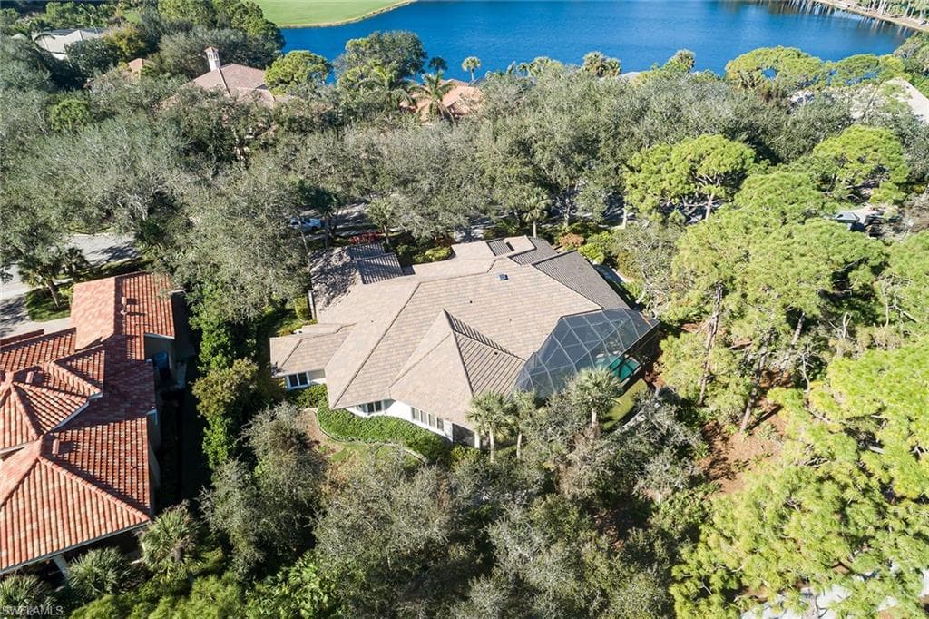 896 Barcarmil Way, Naples, FL 34110-42