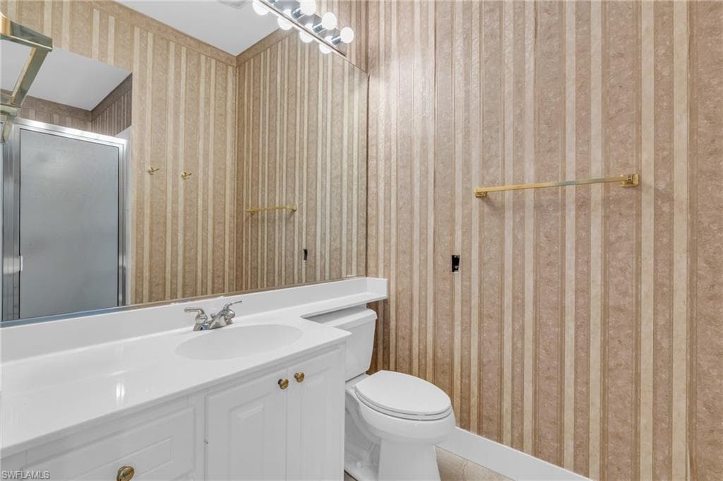 2845 Hatteras Way, Naples, FL 34119-16