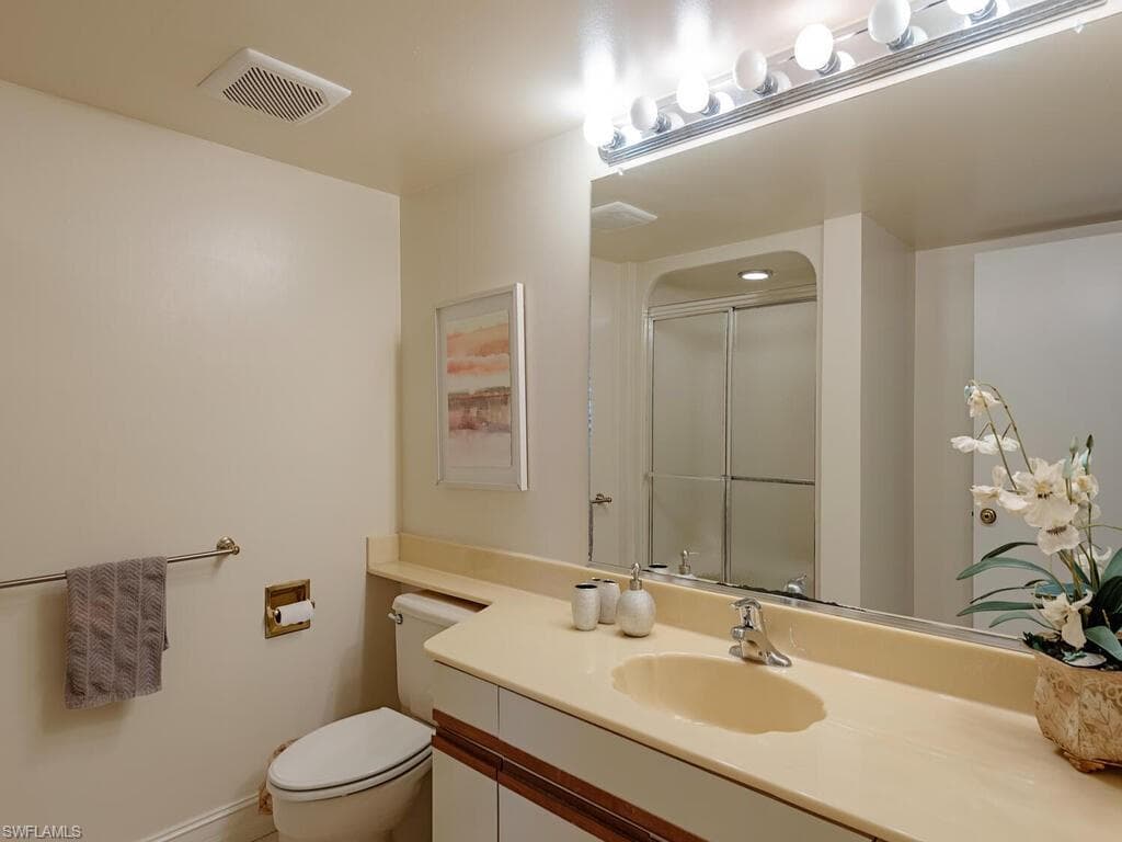 4041 Gulf Shore Blvd N 1104, Naples, FL 34103-13