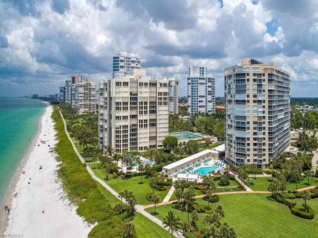 4041 Gulf Shore Blvd N 1104, Naples, FL 34103-16