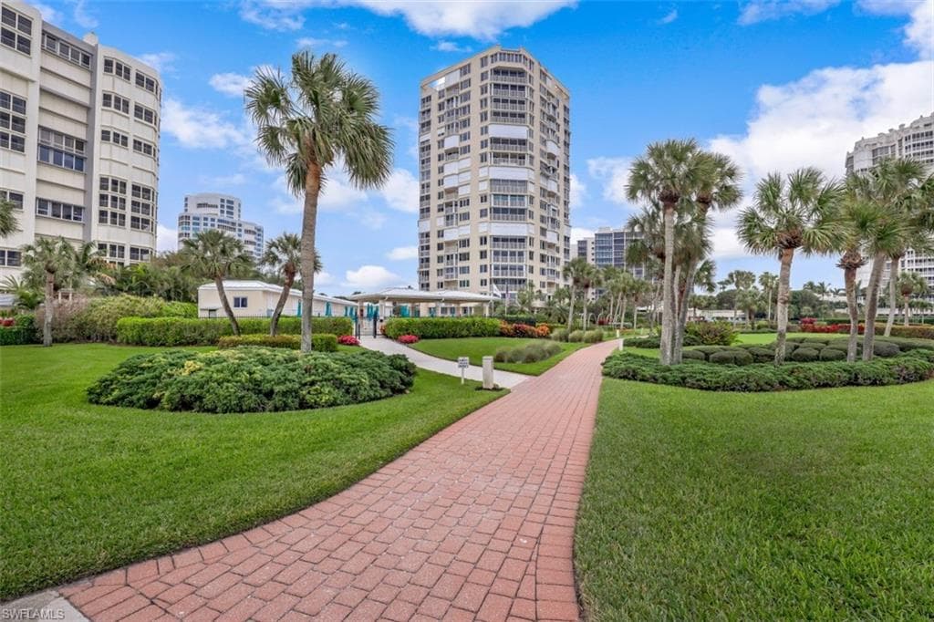4041 Gulf Shore Blvd N 1104, Naples, FL 34103-21