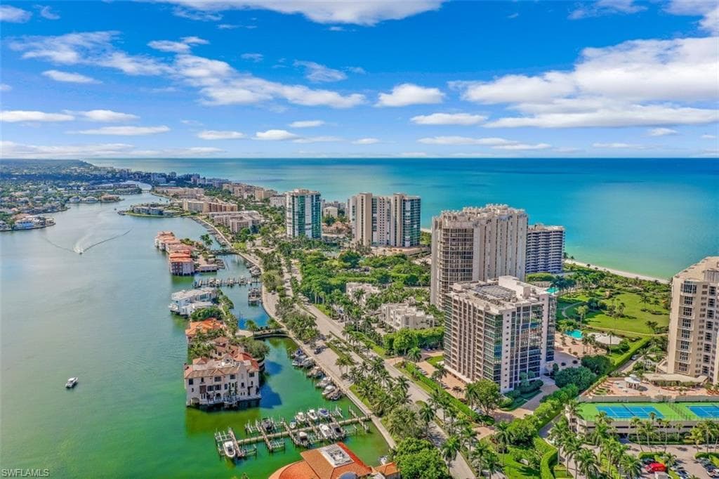 4041 Gulf Shore Blvd N 1104, Naples, FL 34103-27